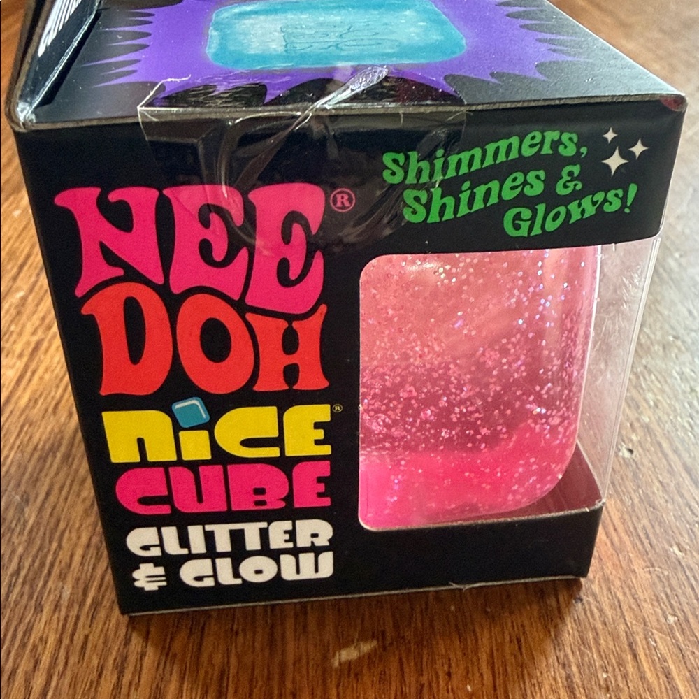 Nee Doh Nice Cube Glitter & Glow Pink - Picture 4 of 6